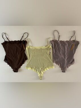 SKIMS fits everybody lace cami bodysuit 3 pack